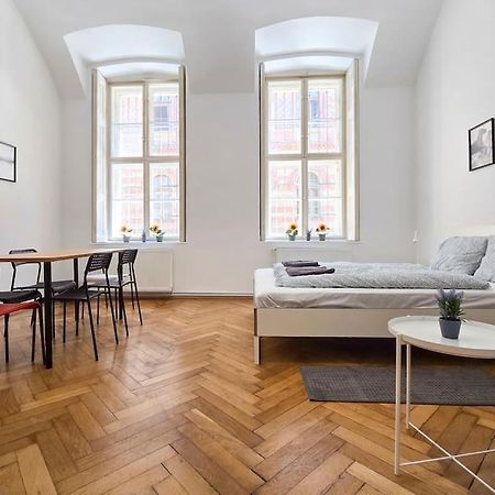 בודפשט Seventh Sense Apartment מראה חיצוני תמונה