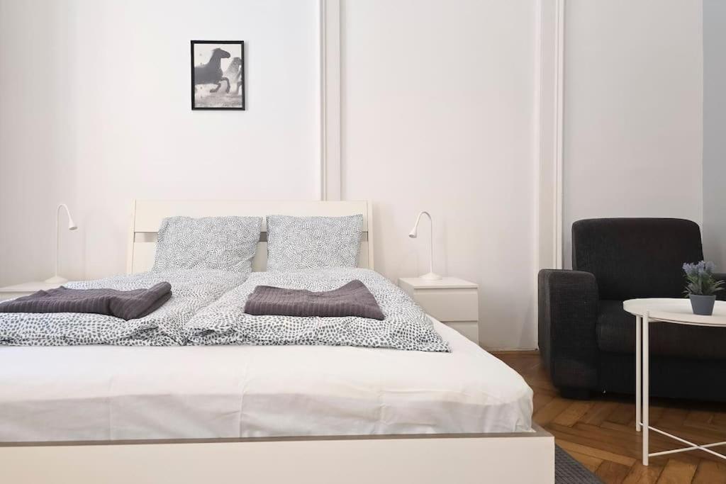 בודפשט Seventh Sense Apartment מראה חיצוני תמונה